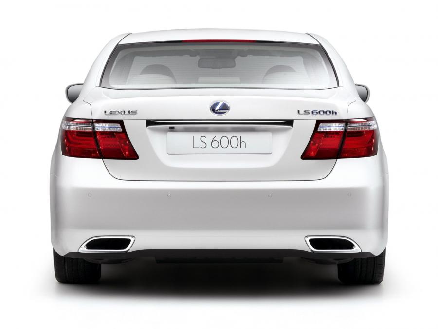  Lexus LS600h 2007 года  (EU) (фото 15 из 16)